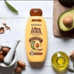 ⁦شامبو جارنييه الترا دو بزيت الافوكادو وزبدة الشيا لتغذية وترميم الشعر شديد الجفاف - 600 مل⁩ - الصورة ⁦3⁩