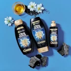 ⁦شامبو غارنييه الترا دو بالفحم الأسود وزيت حبة البركة لتنقية ولمعان الشعر - 400 مل⁩ - الصورة ⁦3⁩