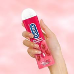 ⁦مزلق بلاي سويت فراولة 50 مل – ترطيب ممتع وطعم فاكهي لحياة حميمة أجمل⁩ - الصورة ⁦4⁩